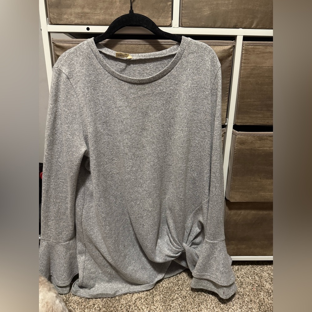 Bellamie Heather Gray Long Sleeve Top with Knot
